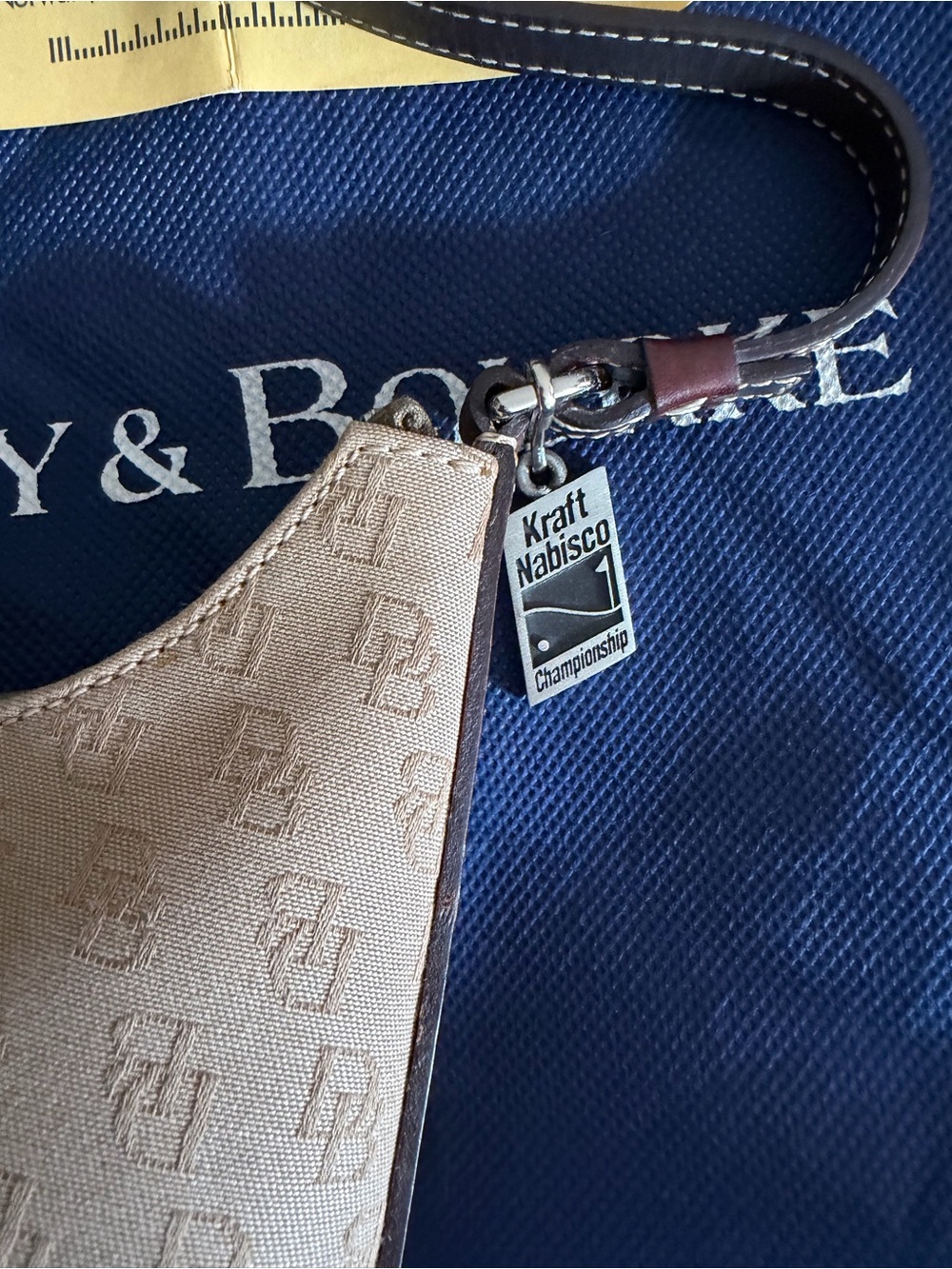 Vintage Dooney & Bourke H536K Signature Monogram Shoulder Bag - Picture 4 of 10